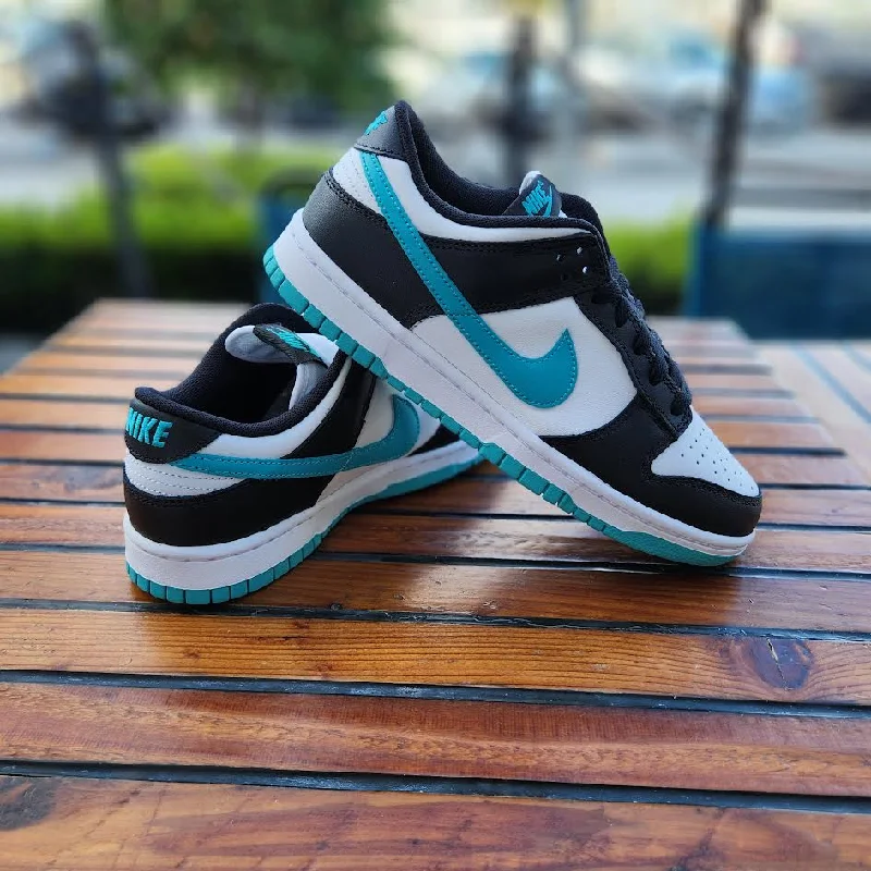 Nike Dunk Low 'UN-TIFFANY'